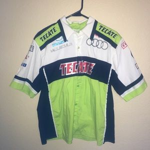 Men’s racing shirt.
